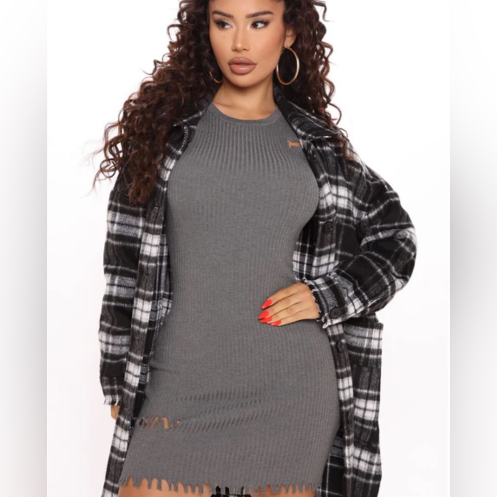 Shacket - Picture 2 of 5